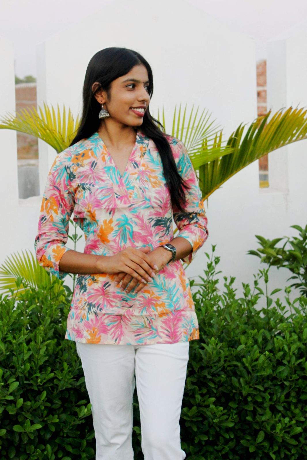 Holter Neck Multicolour Short Kurti